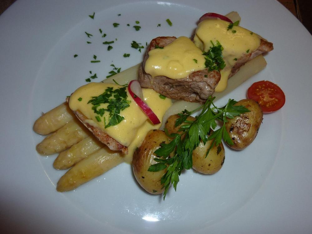 asparagus dish
