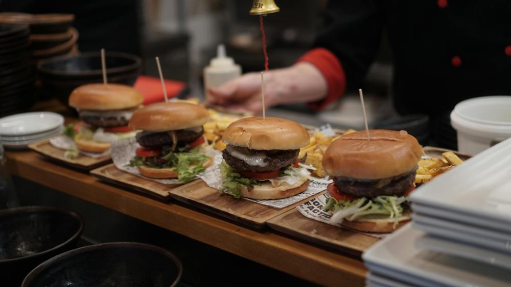 burger preparation