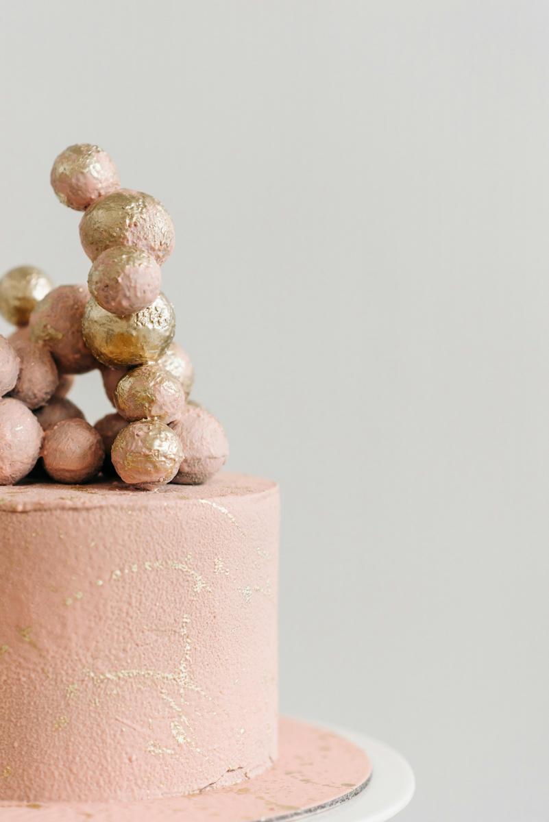 decorated cake